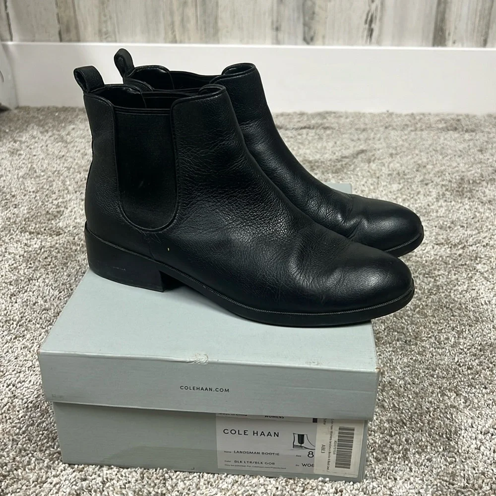 Cole Haan Black Leather Chelsea Boots 8